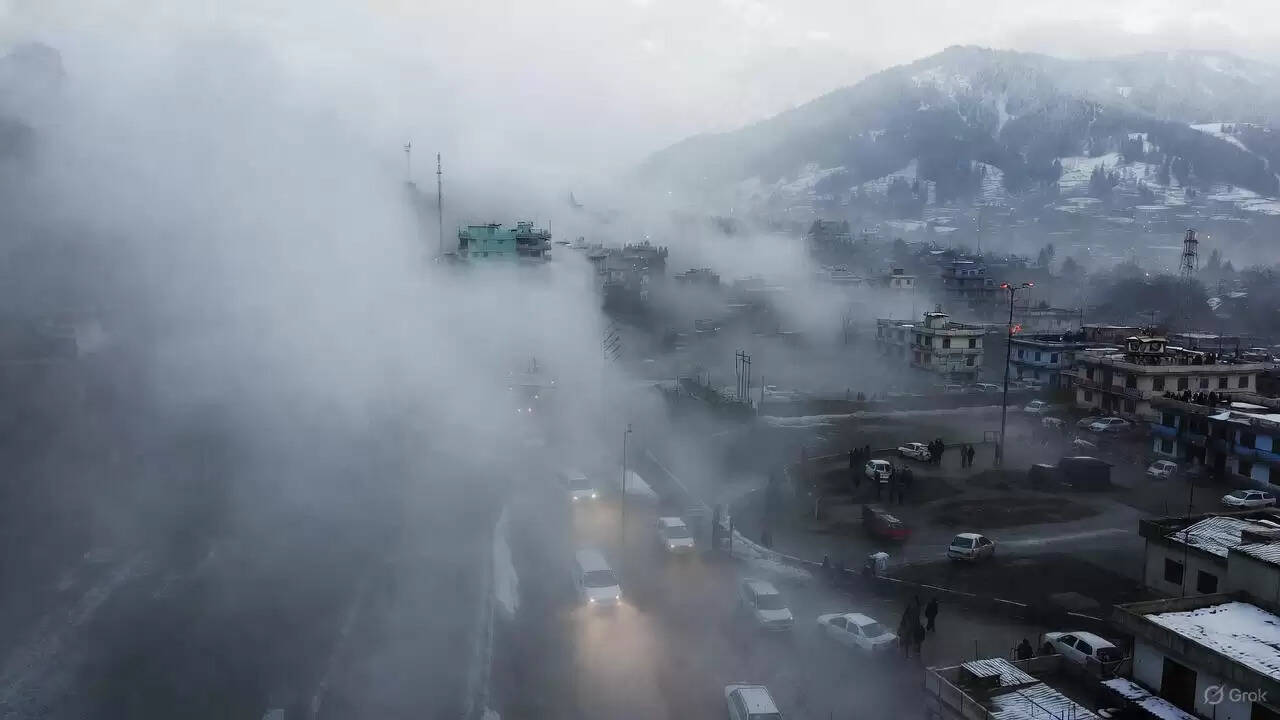 उत्तर भारत में कड़ाके की ठंड और दक्षिण में बारिश का अलर्ट