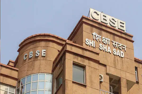 दिल्ली हाईकोर्ट ने सीबीएसई मूल्यांकन में गड़बड़ियों की जांच का आदेश दिया
