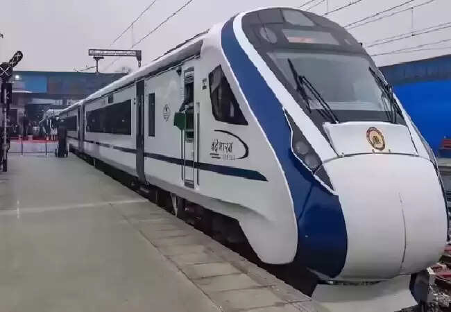 लखनऊ से मुंबई के लिए वंदे भारत ट्रेन का संचालन जल्द शुरू होगा