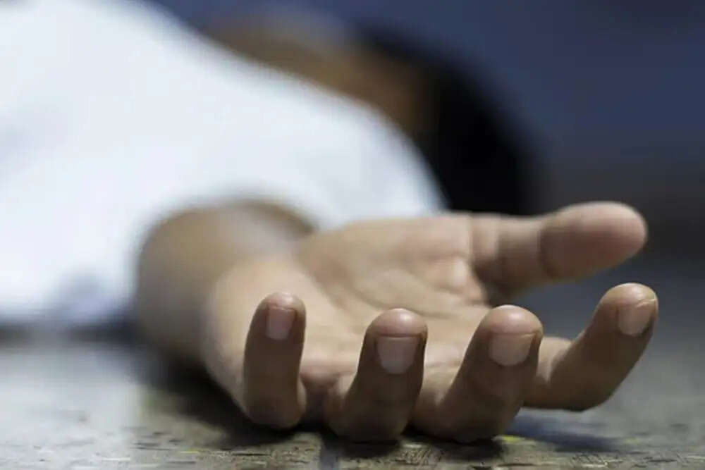 पुणे में जहरीली शराब पीने से 12 लोगों की मौत, प्रशासन ने की जांच शुरू