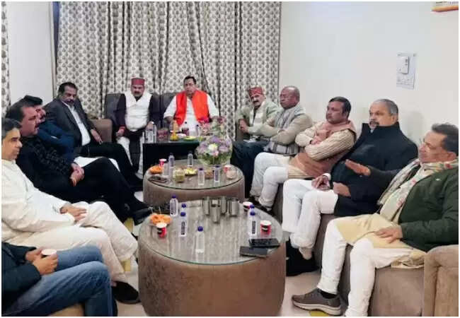 भाजपा के ब्राह्मण विधायकों की बैठक से बढ़ा सियासी तापमान