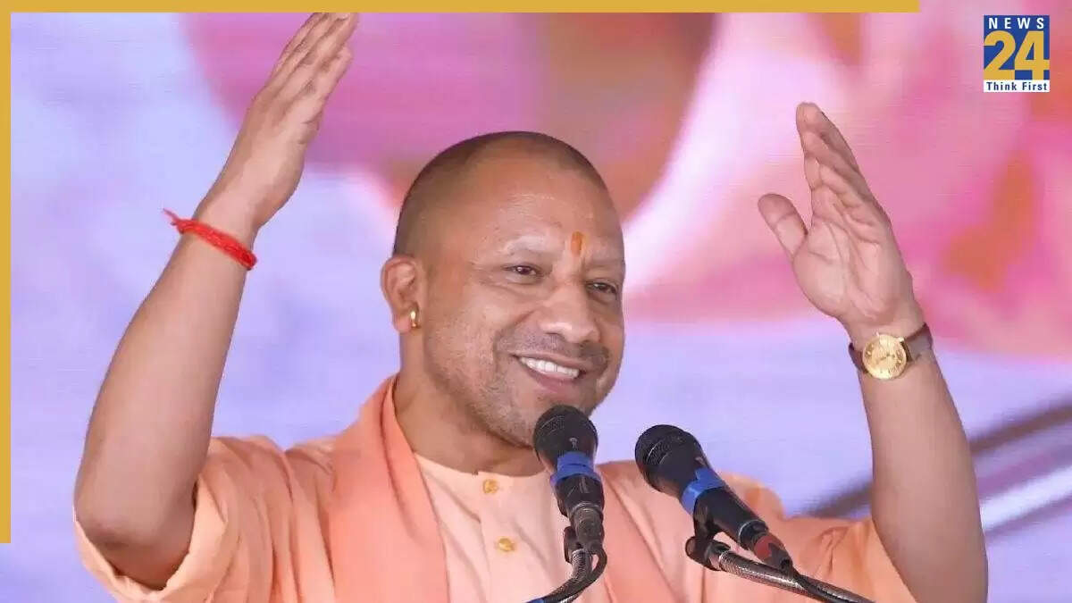 सीएम योगी का मथुरा में जन्माष्टमी पर सनातन धर्म की रक्षा का आह्वान