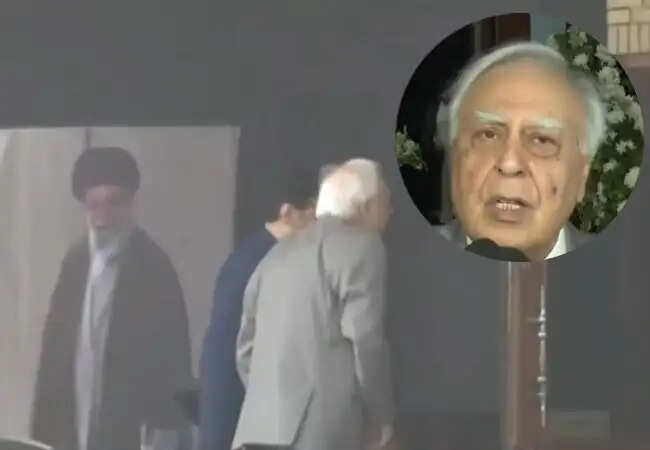 कपिल सिब्बल ने ईरानी दूतावास में खामेनेई की हत्या पर संवेदना व्यक्त की