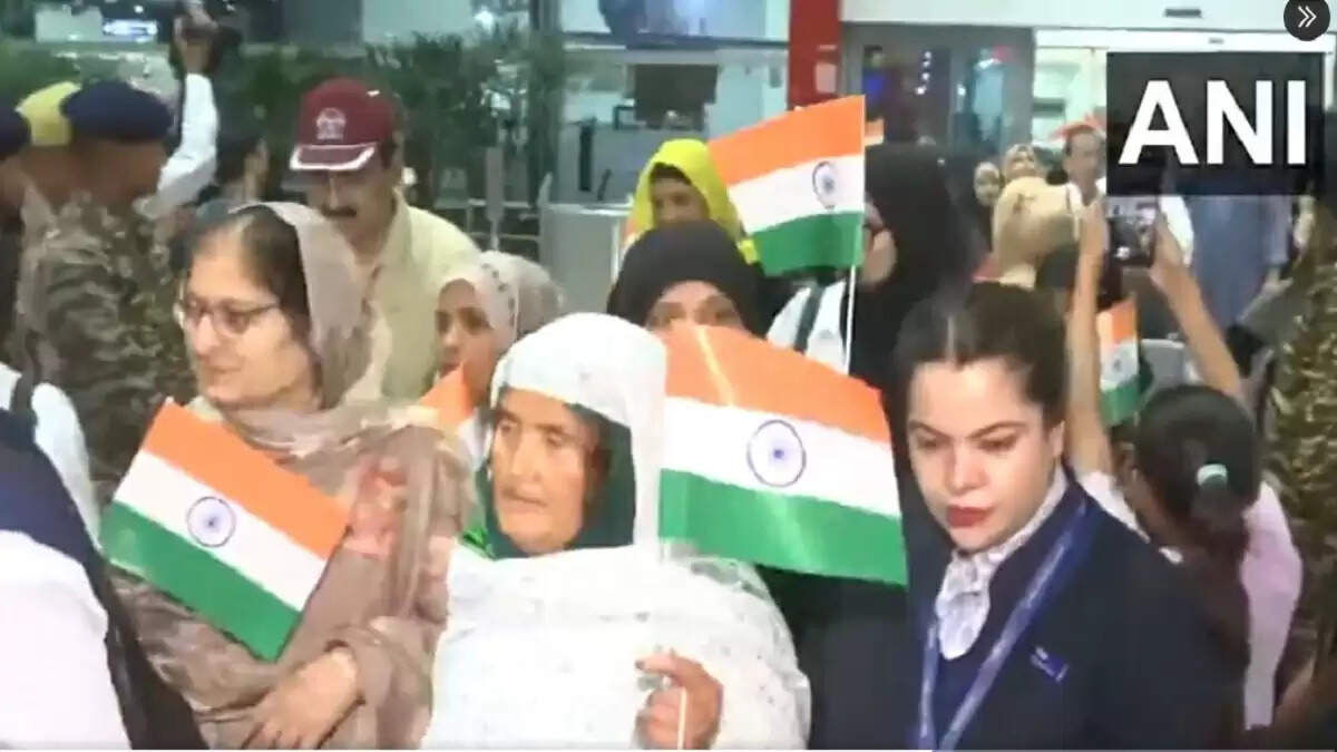 भारत सरकार का ऑपरेशन सिंधु: ईरान से 290 भारतीयों की सुरक्षित वापसी
