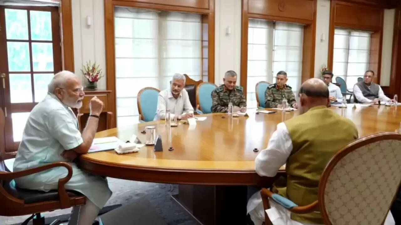 भारत की सैन्य रणनीति में बड़ा बदलाव: ऑपरेशन सिंदूर ने दी नई दिशा