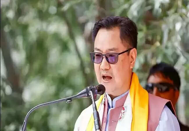 संसद के शीतकालीन सत्र से पहले किरेन रिजिजू ने बुलाई ऑल-पार्टी बैठक