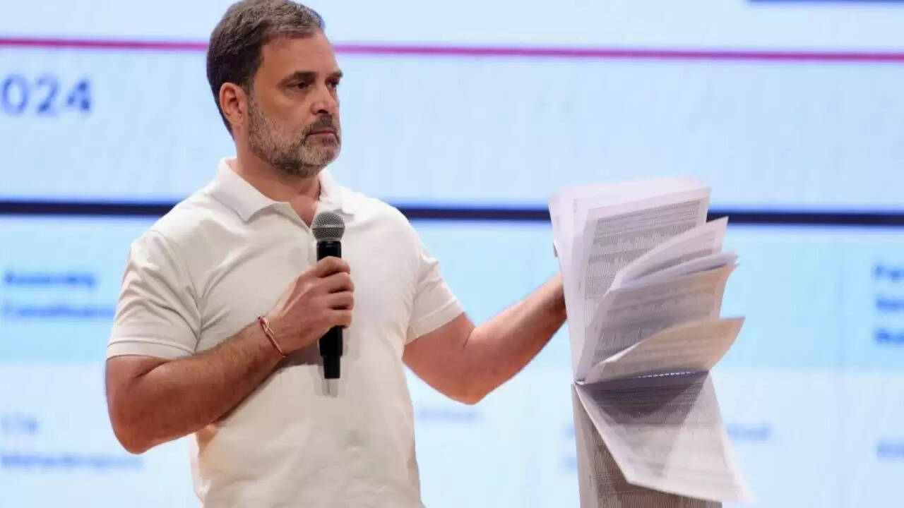 कर्नाटक में चुनावी सर्वे: ईवीएम पर बढ़ा विश्वास और मतदान में वृद्धि