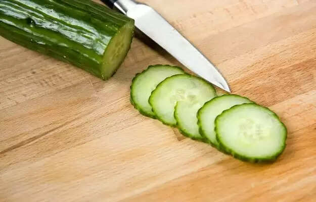 खीरे के स्वास्थ्य लाभ: वजन कम करने से लेकर कैंसर से सुरक्षा तक