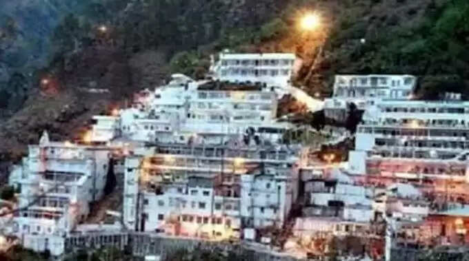 जम्मू-कश्मीर में वैष्णो देवी यात्रा सातवें दिन भी बंद, श्रद्धालु फंसे