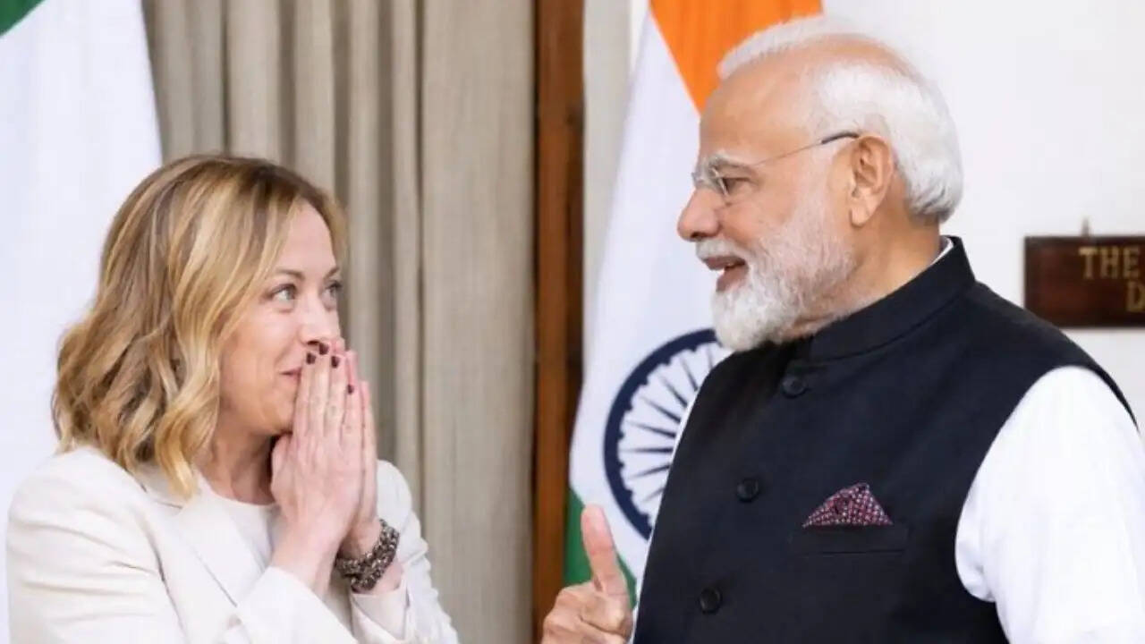 G7 Summit 2026: पीएम मोदी और जॉर्जिया मेलोनी की दोस्ती ने सोशल मीडिया पर मचाई धूम