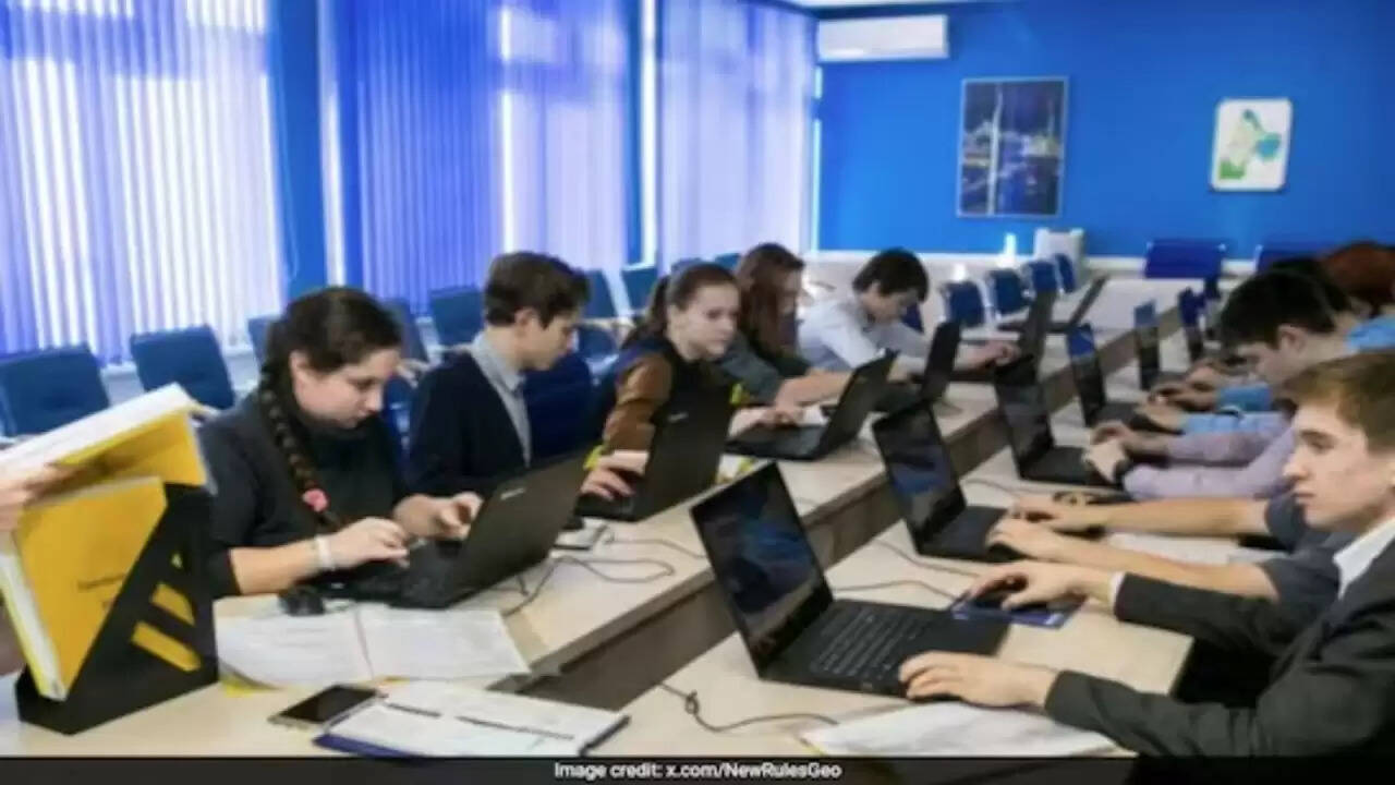 रूस में हिंदी भाषा का बढ़ता प्रभाव: छात्रों की संख्या में हुई है जबरदस्त वृद्धि