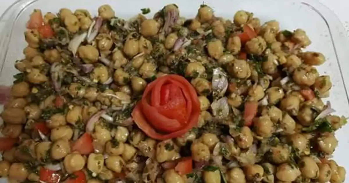 पनीर चना सलाद: एक स्वादिष्ट और पौष्टिक रेसिपी