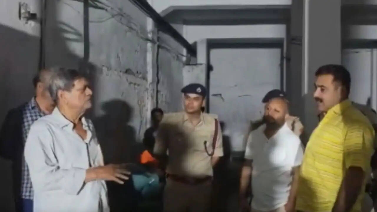 बिहार के छपरा में कोल्ड स्टोरेज से अमोनिया गैस का रिसाव, 10 लोग प्रभावित
