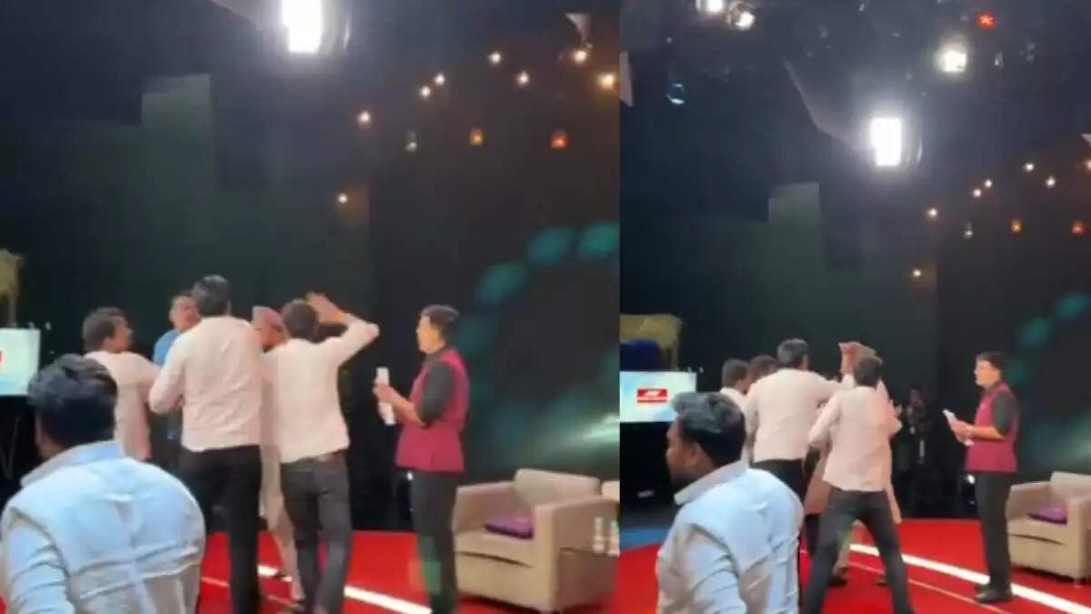 मौलाना साजिद रशीदी को थप्पड़ मारने की घटना का वीडियो वायरल