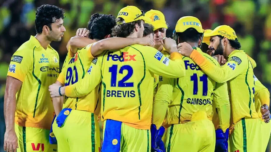 IPL 2026: CSK की नाकामी और खिलाड़ियों की चोटों का असर