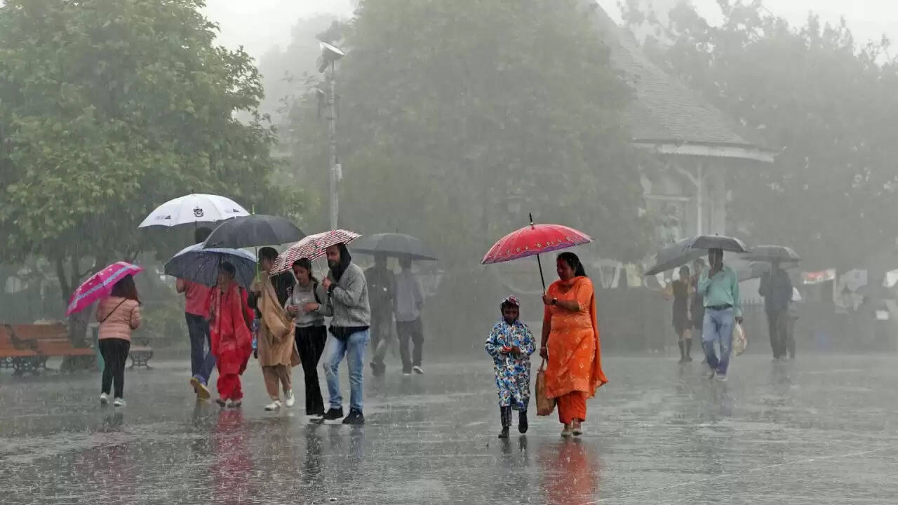भारत में मौसम का हाल: दक्षिण-पश्चिम मानसून की विदाई और भारी बारिश की चेतावनी