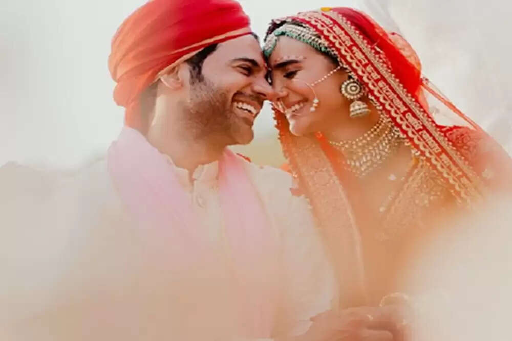 राजकुमार राव और पत्रलेखा के घर आई नन्हीं बेटी