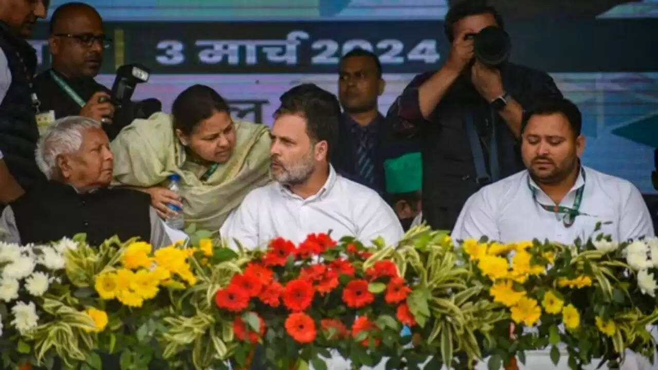 बिहार की राजनीति में कांग्रेस और आरजेडी के बीच बढ़ती दरार: क्या होगा आगे?