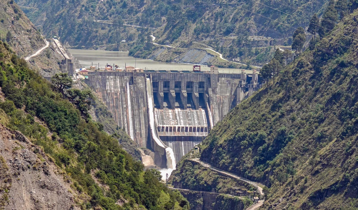 चीन ने ब्रह्मपुत्र नदी पर विशाल बांध परियोजना की शुरुआत की
