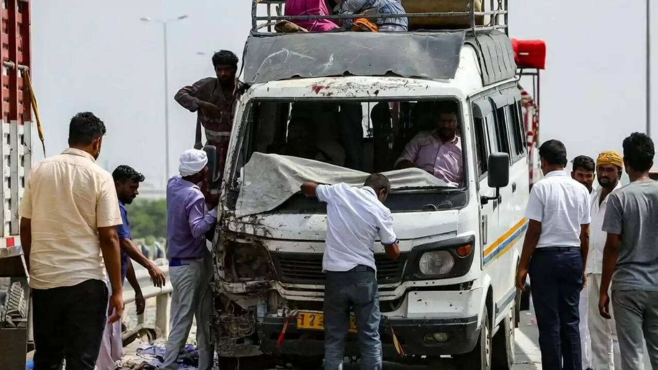 जोधपुर में सड़क दुर्घटना: छह की मौत, चौदह घायल