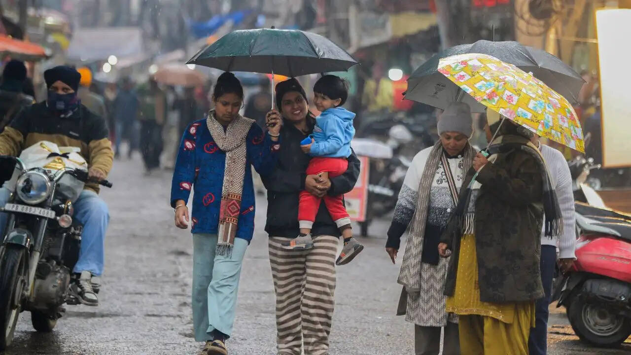 बारिश से राहत, IMD ने 9 राज्यों में चेतावनी जारी की