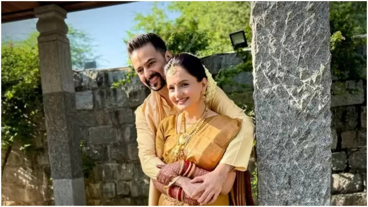 जिया मानेक ने वरुण जैन के साथ की शादी, टीवी इंडस्ट्री में खुशी का माहौल