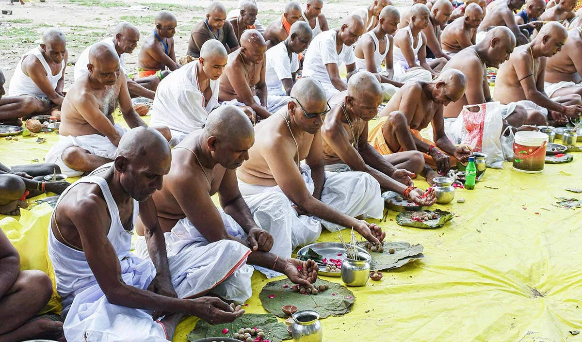श्राद्ध: पितरों के प्रति श्रद्धा और कृतज्ञता का अनूठा पर्व