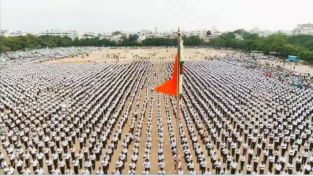 राष्ट्रीय स्वयंसेवक संघ की स्थापना से पाँच वर्ष पूर्व ही तय हुआ था गणवेश