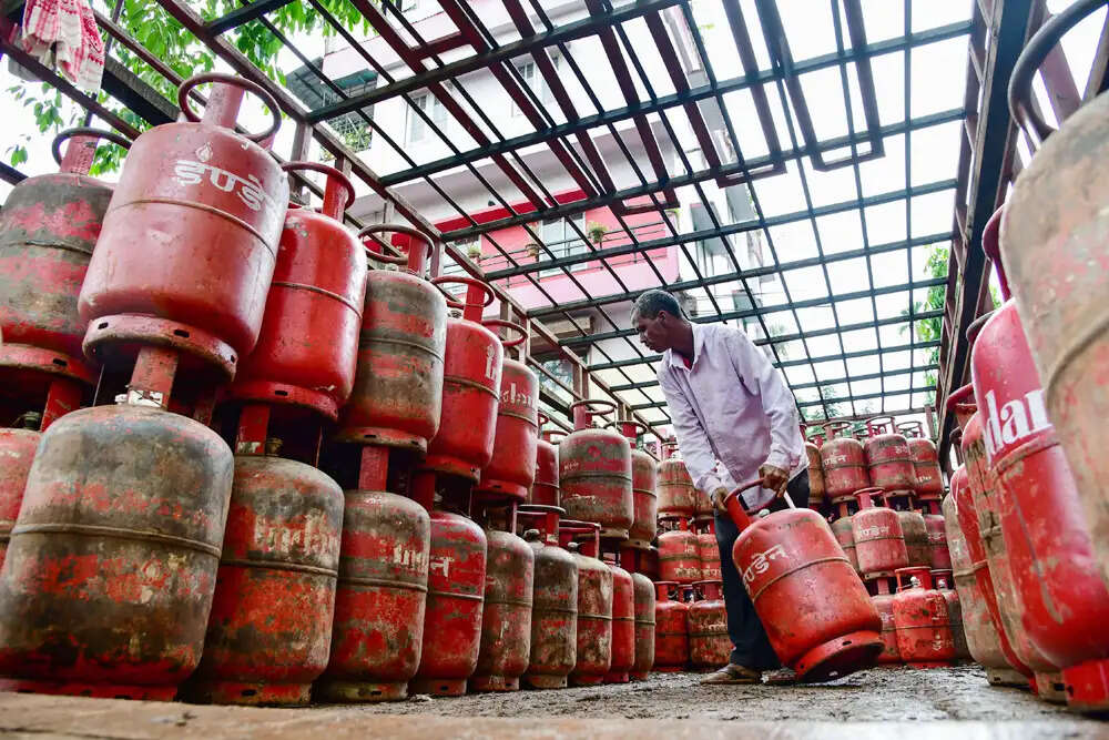 कमर्शियल LPG की कीमतों में वृद्धि, जानें नए रेट
