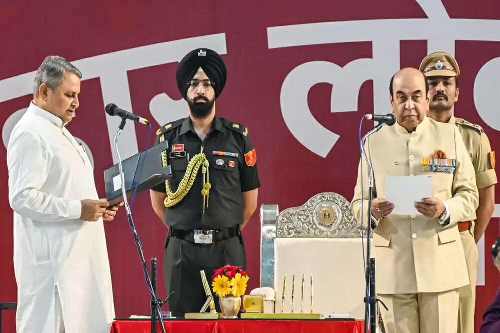 बिहार में नई राजनीतिक संरचना: विजय चौधरी बने उपमुख्यमंत्री