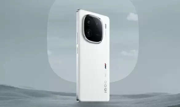 iQOO Service Day: स्मार्टफोन के साथ फ्री सर्विस का लाभ उठाएं