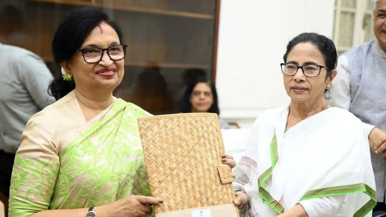 चंद्रिमा भट्टाचार्य का तृणमूल कांग्रेस से इस्तीफा: ममता बनर्जी से अलगाव