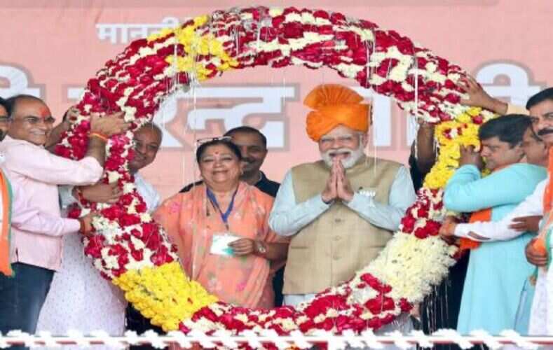 हार में भी कीर्तिमान बनाएंगे अशोक गहलोत, 2024 में मोदी जी हैट्रिक लगाएंगे : वसुन्धरा राजे