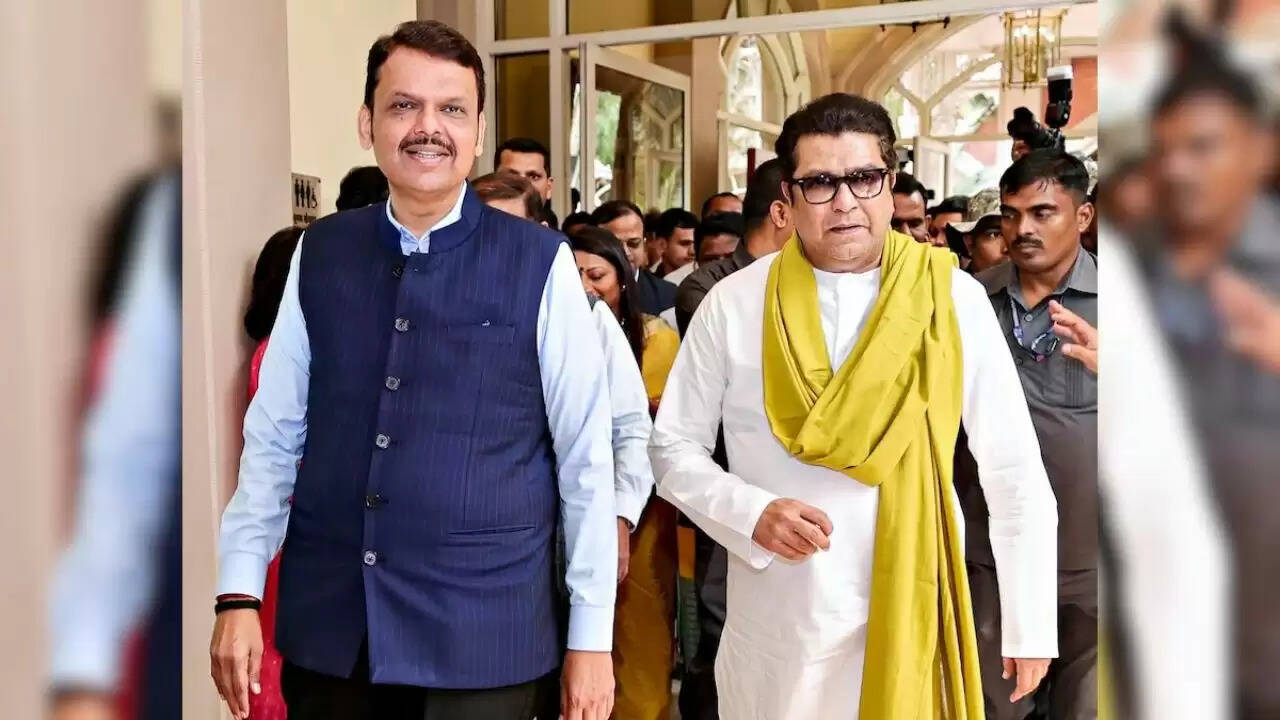 राज ठाकरे और देवेंद्र फडणवीस की मुलाकात: शहरी समस्याओं पर चर्चा