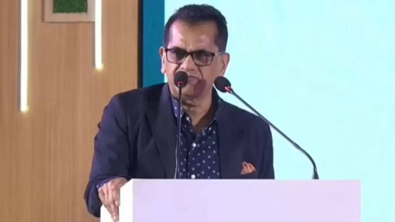 अमिताभ कांत का H-1B वीजा पर बयान: भारत को मिलेगा लाभ