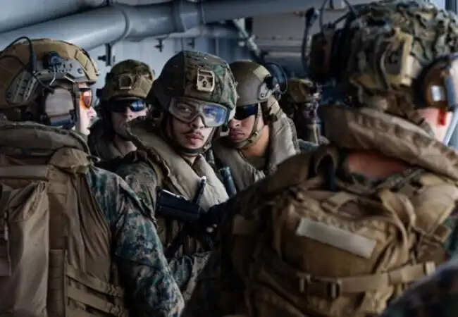 अमेरिकी सेना ने अपने पायलट को सफलतापूर्वक बचाया