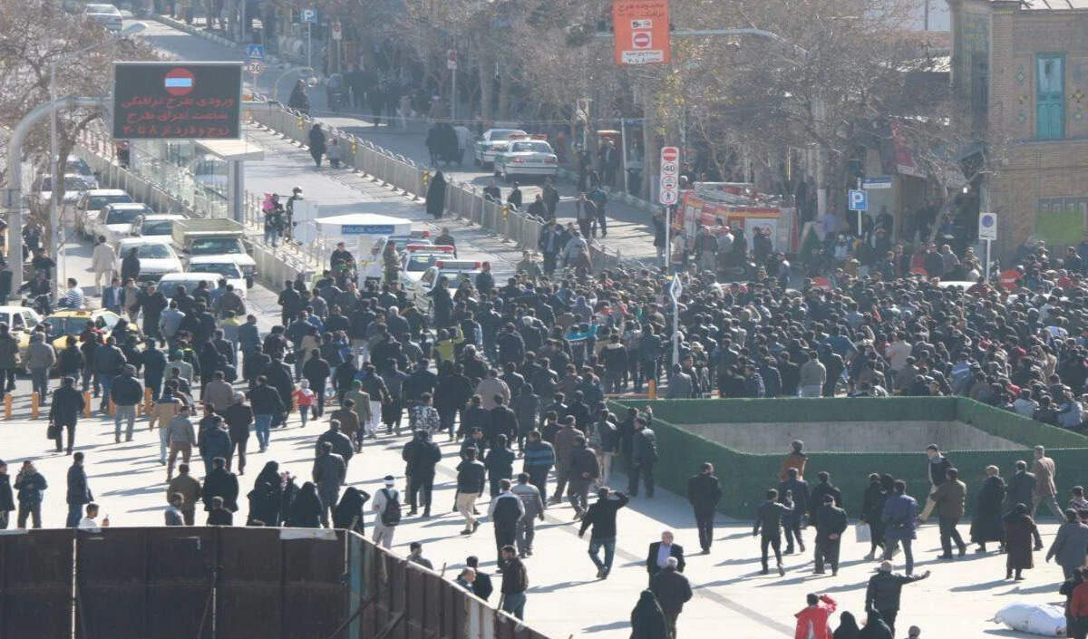 ईरान में नए साल के साथ बढ़ा विरोध प्रदर्शन, सात की मौत