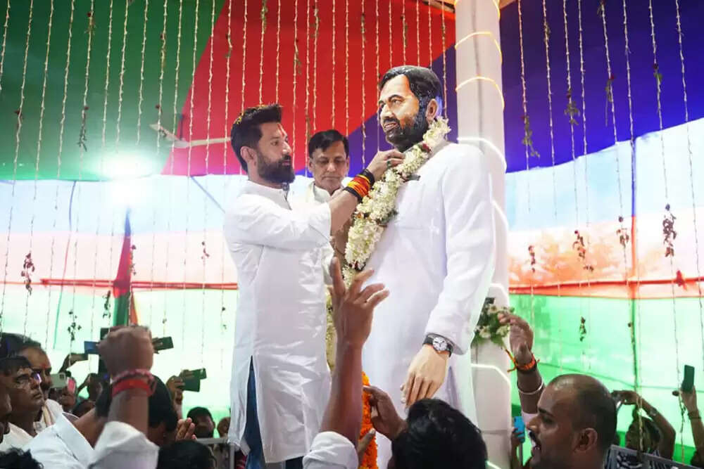 चिराग पासवान की राजनीतिक स्थिति: एनडीए में दबाव और संभावनाएं