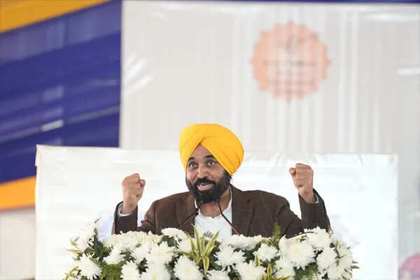 मुख्यमंत्री भगवंत सिंह मान ने माघी पर किया श्री मुक्तसर साहिब का दौरा