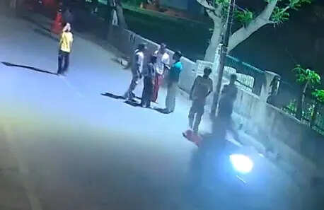 जालंधर में 18 वर्षीय युवक की हत्या, CCTV फुटेज में कैद