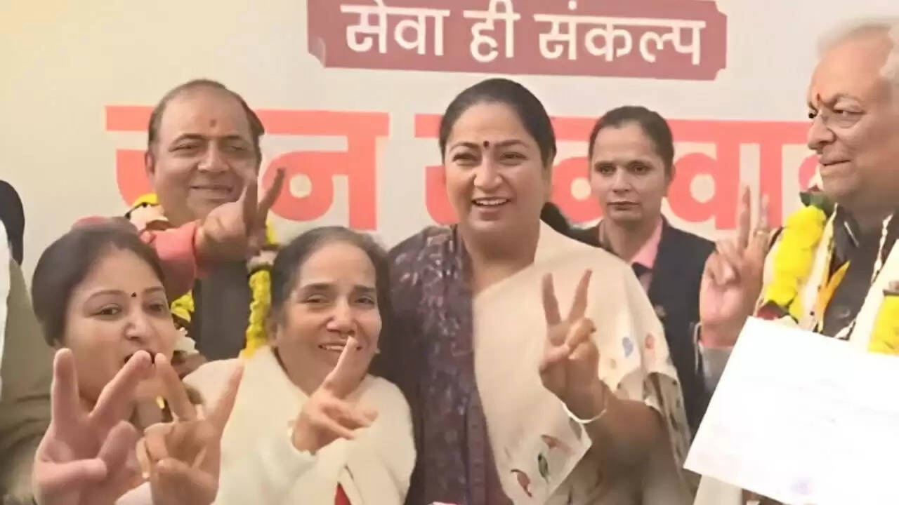 दिल्ली उपचुनाव 2025: बीजेपी ने जीती 7 सीटें, आम आदमी पार्टी को मिली 3