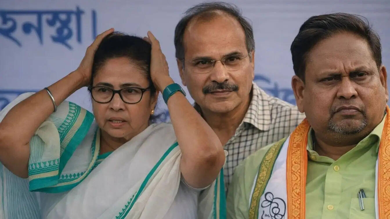 पश्चिम बंगाल में मुस्लिम मतदाताओं की राजनीति: ममता बनर्जी की चुनौतियाँ