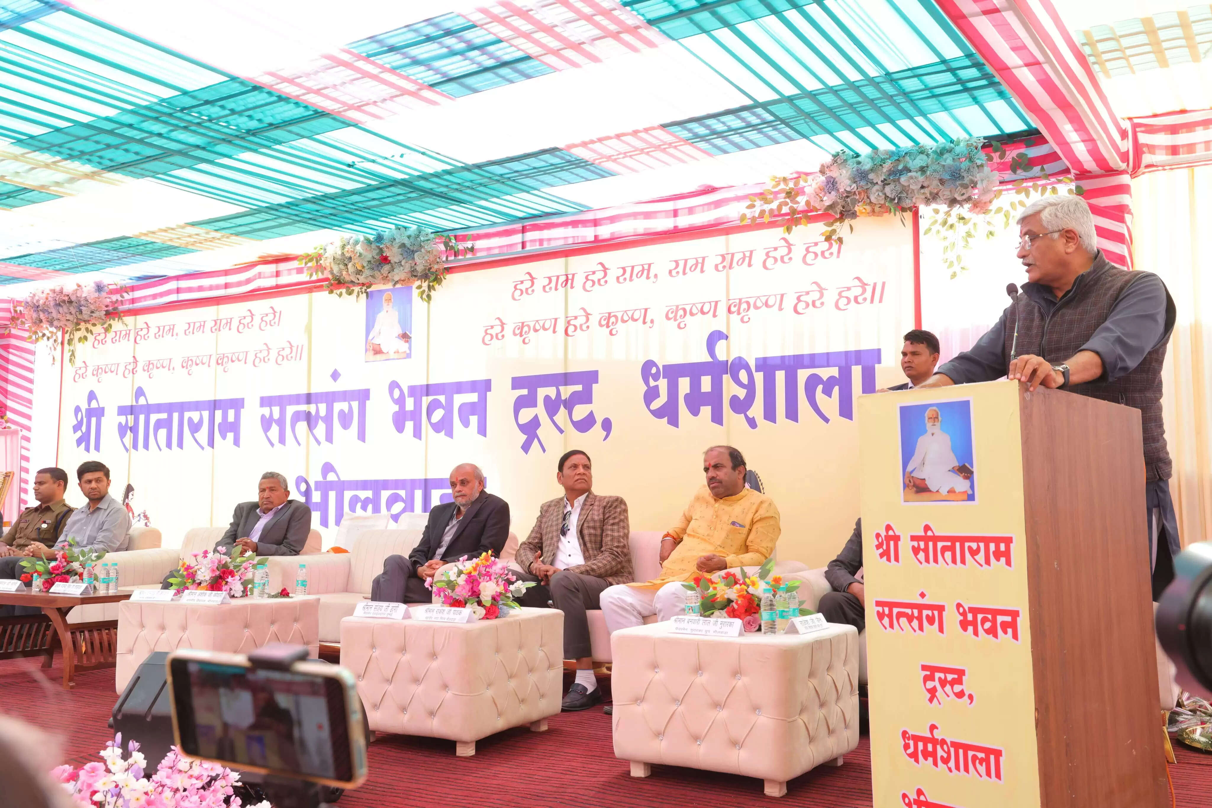 कुंभ हादसे में अब अनावश्यक विवाद उचित नहीं -केंद्रीय संस्कृति व पर्यटन मंत्री