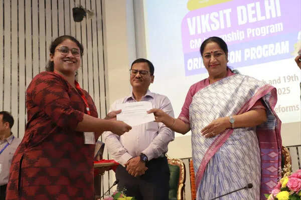 दिल्ली में युवाओं के लिए मुख्यमंत्री इंटर्नशिप कार्यक्रम की शुरुआत
