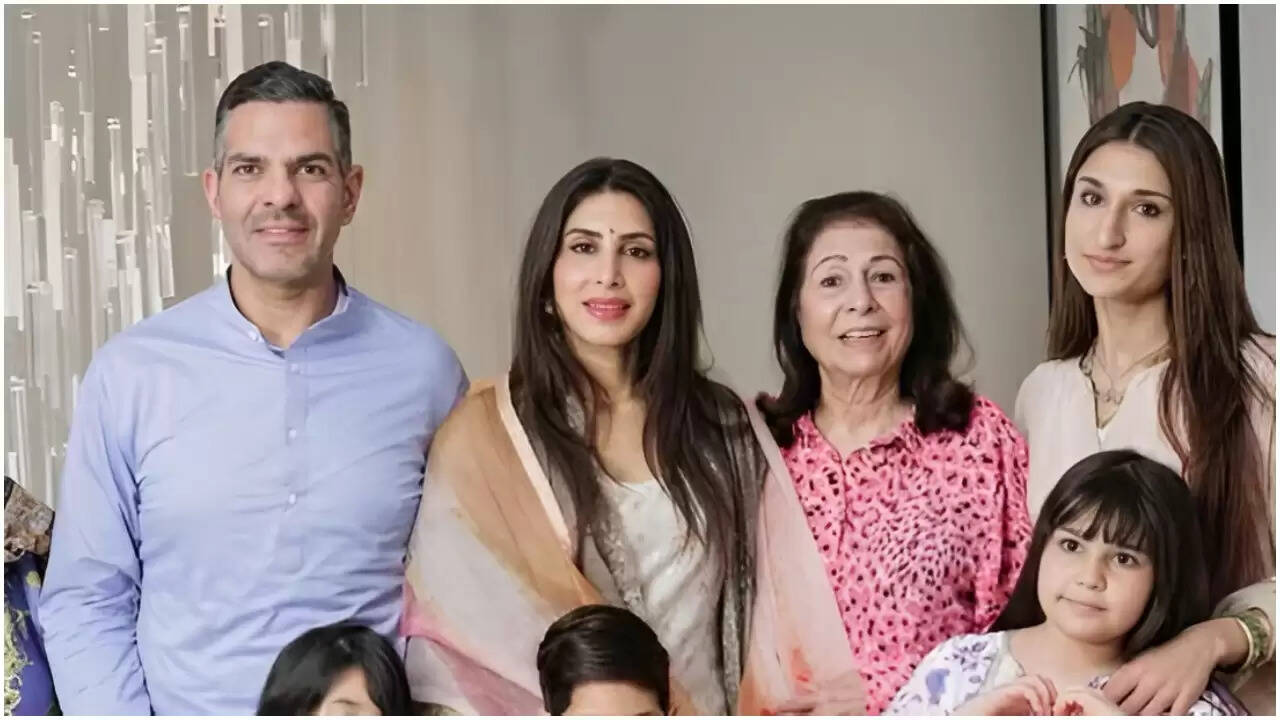 संजय कपूर की संपत्ति विवाद: मंधिरा कपूर ने प्रिया सचदेव पर गंभीर आरोप लगाए