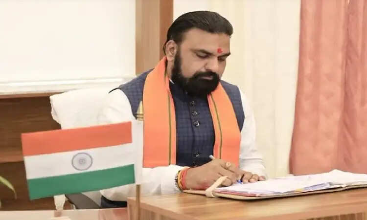 बिहार में कैबिनेट विस्तार की तैयारी, मुख्यमंत्री सम्राट चौधरी की पीएम मोदी से मुलाकात