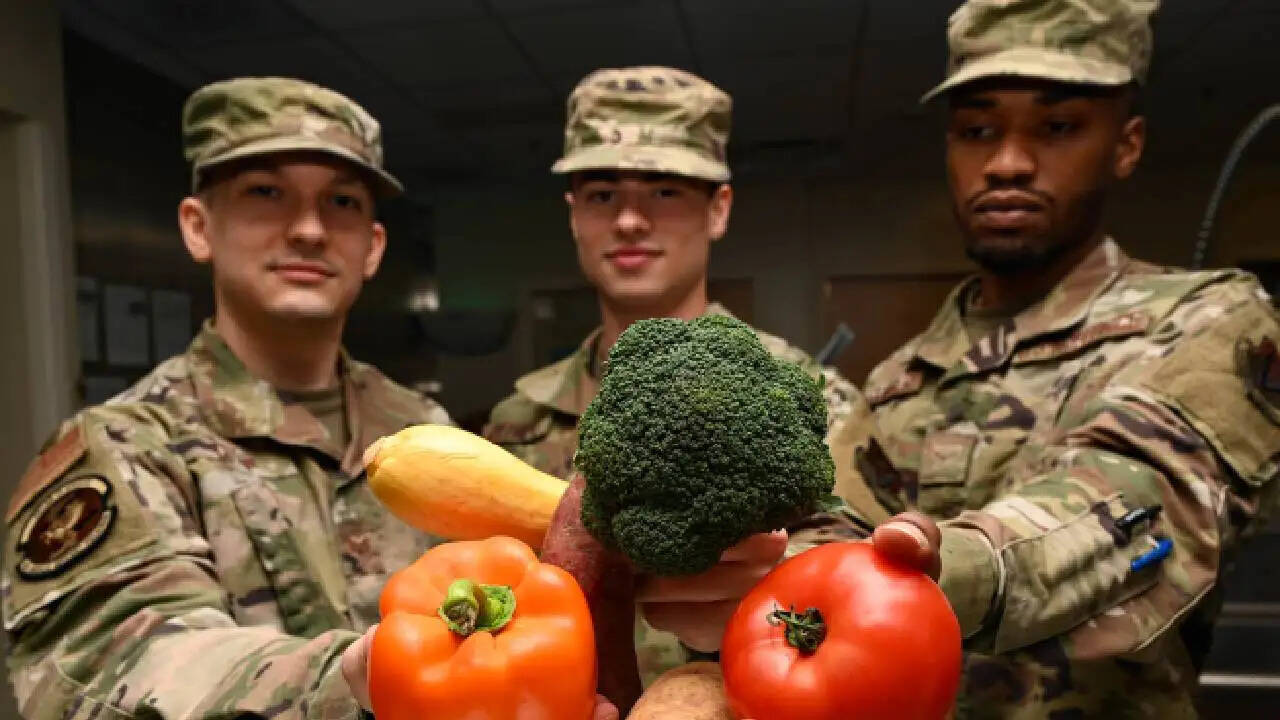 अमेरिकी सैनिकों का भोजन: क्या है उनकी थाली में?
