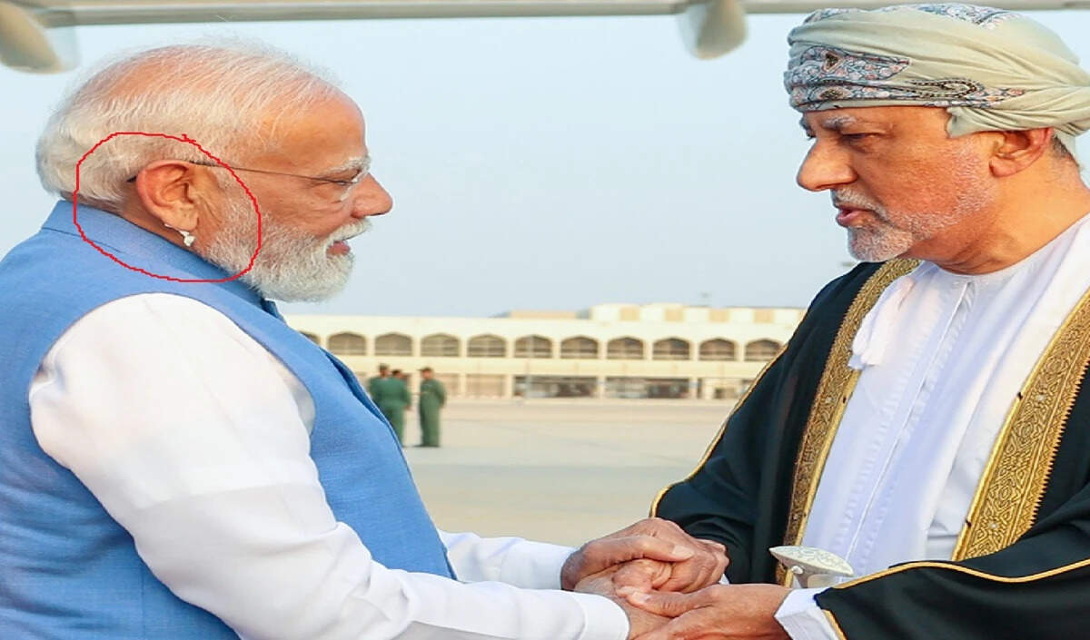 प्रधानमंत्री मोदी की ओमान यात्रा: फैशन से ज्यादा एक तकनीकी उपकरण