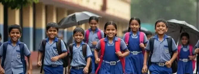 मध्य प्रदेश में भारी बारिश से स्कूलों में छुट्टी, बाढ़ की स्थिति