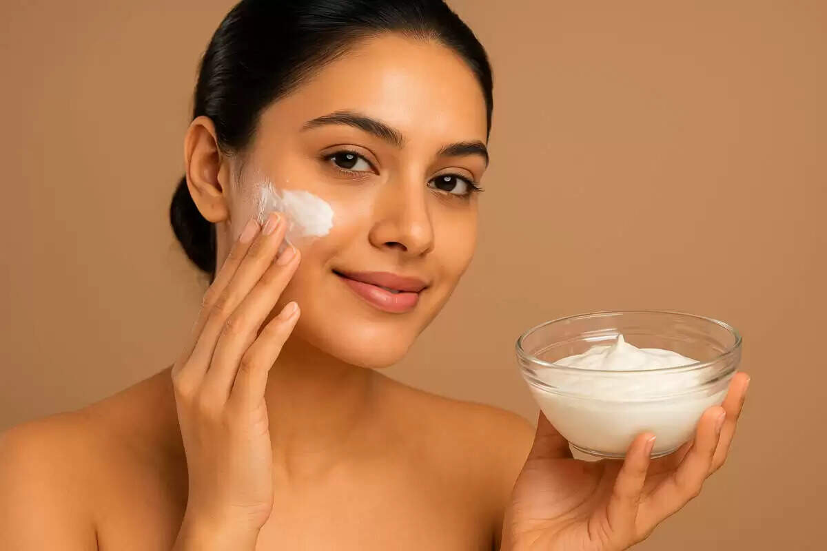 चेहरे के दाग-धब्बे हटाने के लिए शहद के अद्भुत उपाय